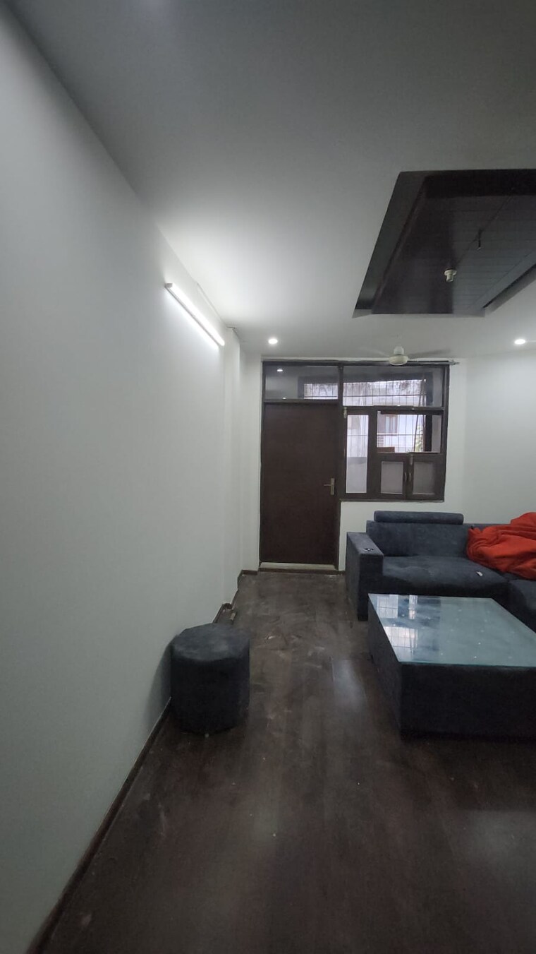 Room, dwarka 1 Bedroom 50 Sq.Mt. Apartment In Dwarka Delhi 8999719