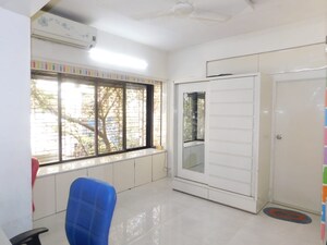 Room in 2 BHK Apartment at Gold Crest, Vile Parle West – for Sale