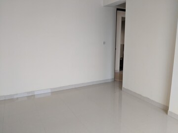 Room in 3 BHK Apartment at Ashar Sapphire, Kapur Bawdi – for Rent