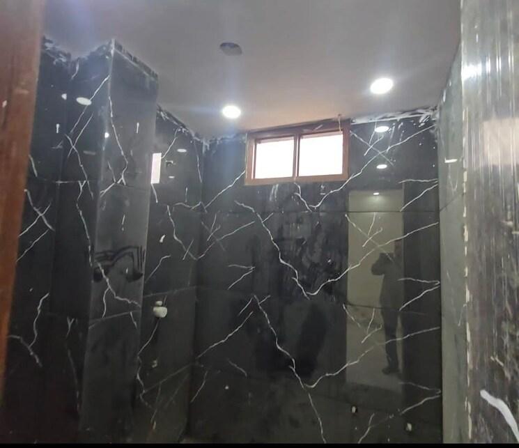 Bathroom, rwa-neelkanth-apartment-ii 2 Bedroom 630 Sq.Ft. Builder Floor In Burari Delhi 8999747