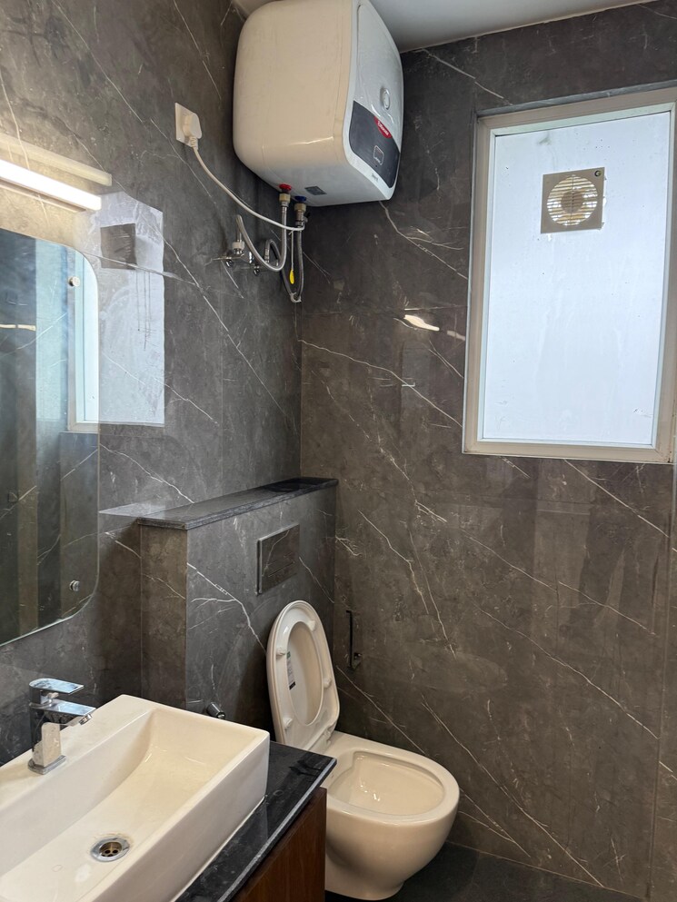 Bathroom, the-grand 3 Bedroom 2200 Sq.Ft. Builder Floor In Sector 52 Gurgaon 8999765