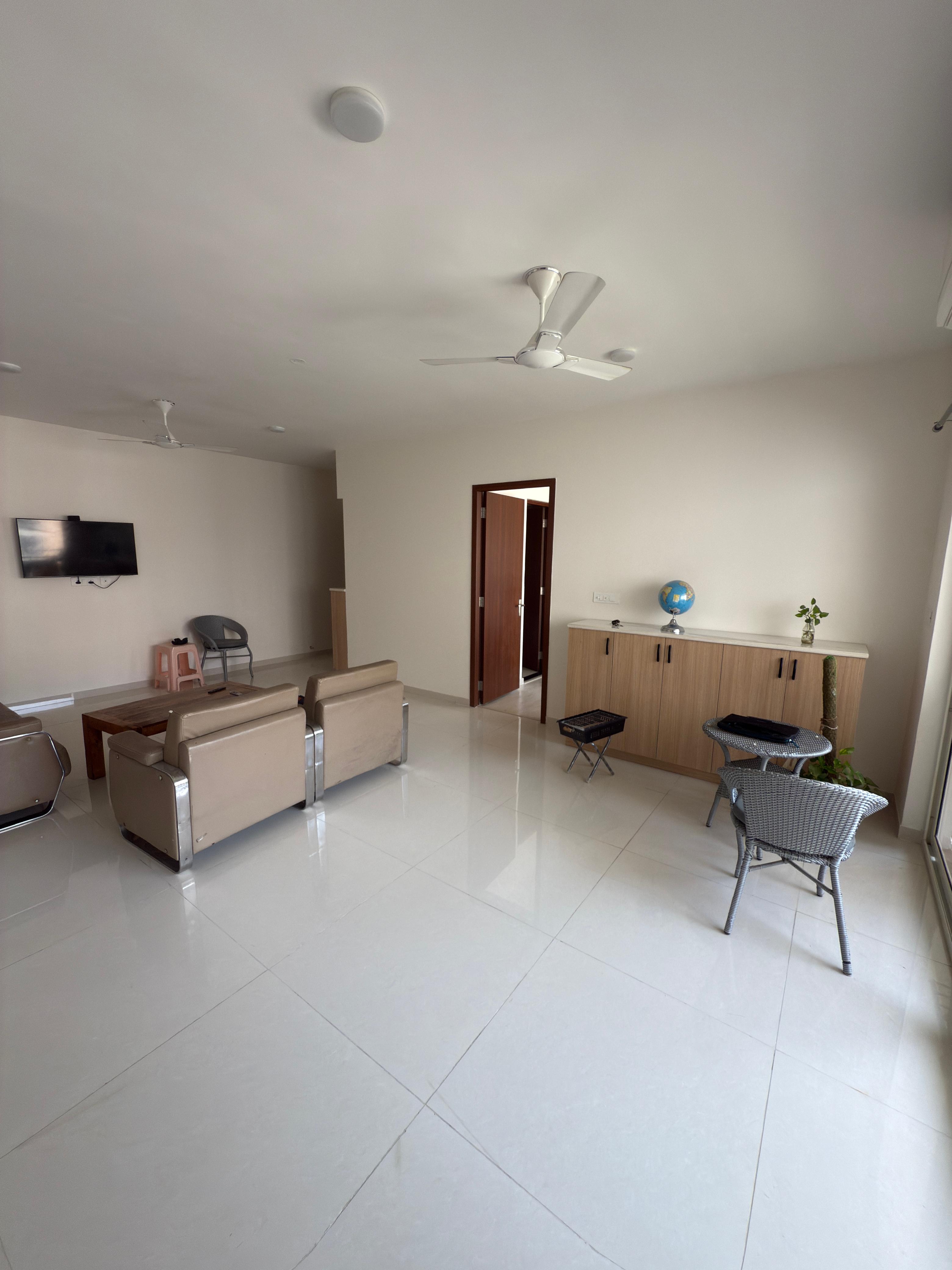 2 BHK Apartment For Rent in Shapoorji Pallonji Joyville Gurgaon