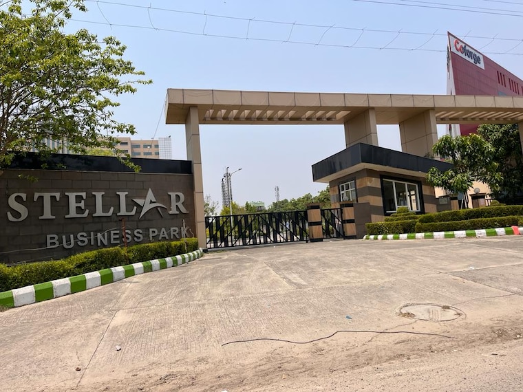 Nearby, jewar  100 Sq.Yd. Plot In Jewar Greater Noida 8999780