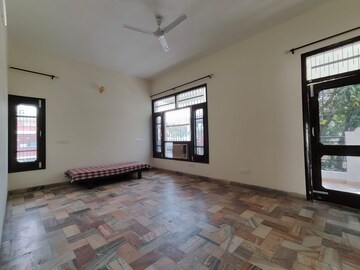 2 BHK Independent House For Rent in Sector 7