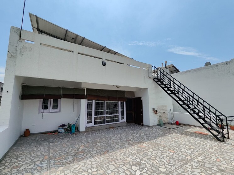 Exterior View, sector 7 2 Bedroom 2600 Sq.Ft. Independent House In Sector 7 Panchkula 8999801