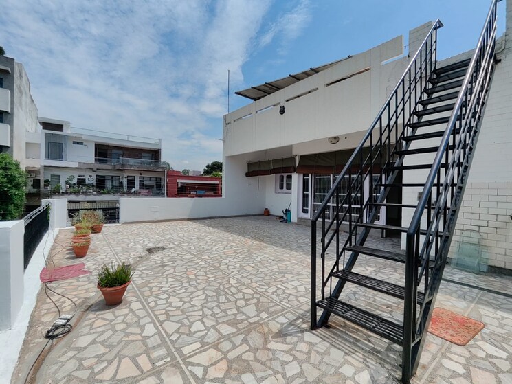 Exterior View, sector 7 2 Bedroom 2600 Sq.Ft. Independent House In Sector 7 Panchkula 8999801