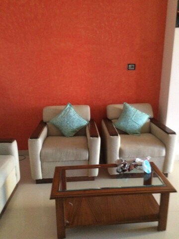 Furnished Amenities in 2 BHK Apartment at Lodha Splendora, Ghodbunder Road – for Rent