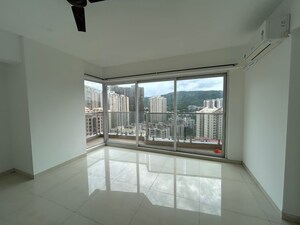 Room in 3 BHK Apartment at Soham Crystal Spires, Ghodbunder Road – for Sale