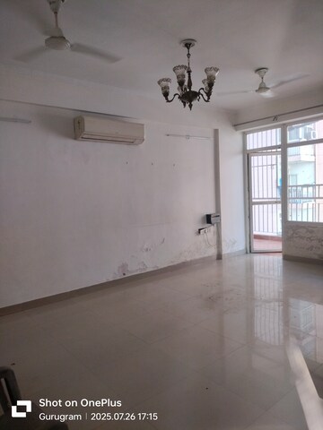 Room in 3.5 BHK Apartment at Maxworth Premier Urban, Sector 15 – for Rent