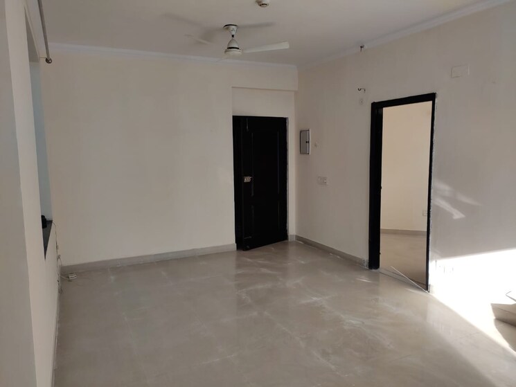 Room, prateek-the-royal-cliff 3 Bedroom 1725 Sq.Ft. Apartment In Sain Vihar Ghaziabad 8999896
