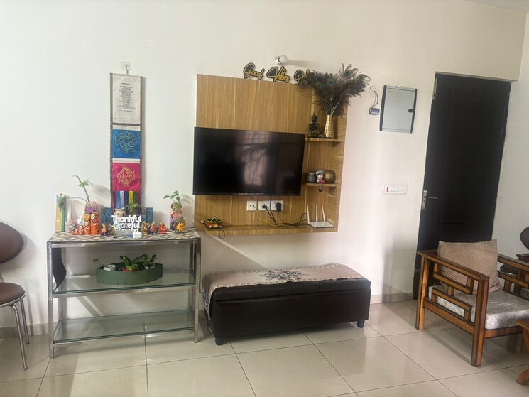 Living Room, landcraft-golflinks-plaza 2 Bedroom 1135 Sq.Ft. Apartment In Pandav Nagar Ghaziabad 8999950