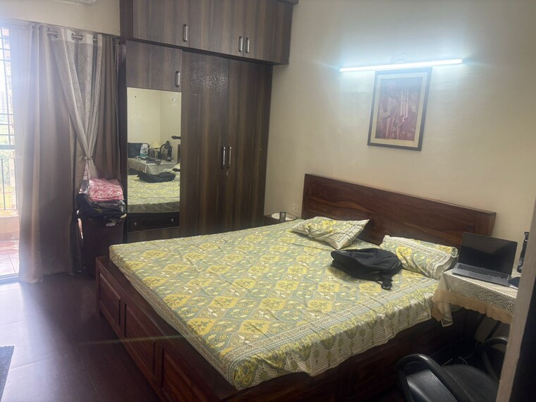 Bedroom, landcraft-golflinks-plaza 2 Bedroom 1135 Sq.Ft. Apartment In Pandav Nagar Ghaziabad 8999950