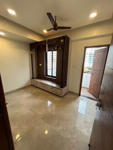 Room in 3.5 BHK Apartment at Savedi – for Rent