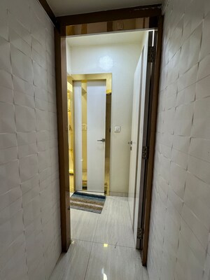 Building Lobby in 3 BHK Apartment at Triveni Majesta, Kalyan West – for Sale