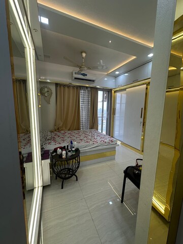 Team Area in 3 BHK Apartment at Triveni Majesta, Kalyan West – for Sale