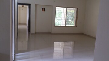 Living Room in 4 BHK Apartment at Belvalkar Kalpak CHS, Dahanukar Colony – for Rent