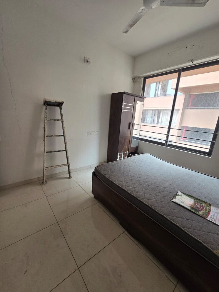 Bedroom, sg highway 3 Bedroom 1530 Sq.Ft. Apartment In Sg Highway Ahmedabad 9000010