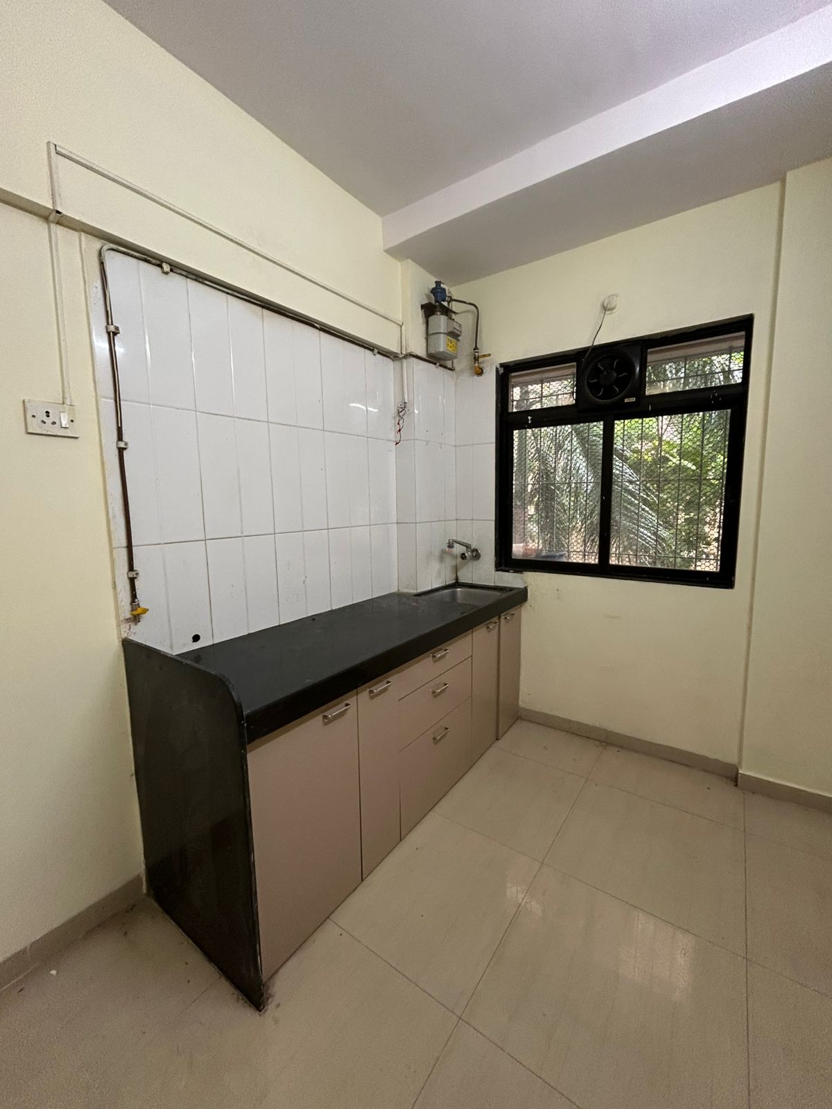 1 BHK + Pooja Room 450 Sq.Ft. Apartment in Raunak Unnathi Woods Phase 4 And 5