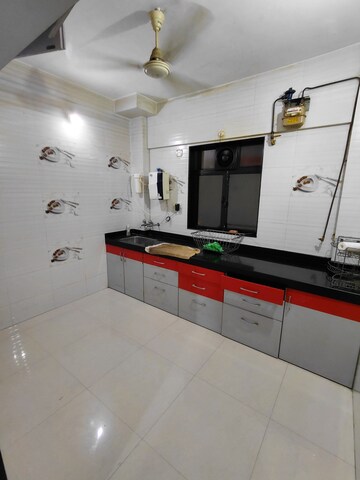 Kitchen in 1.5 BHK Apartment at Andheri East – for Rent