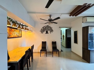 Team Area in 2 BHK Apartment at Fenkin Belleza, Kasarvadavali – for Sale