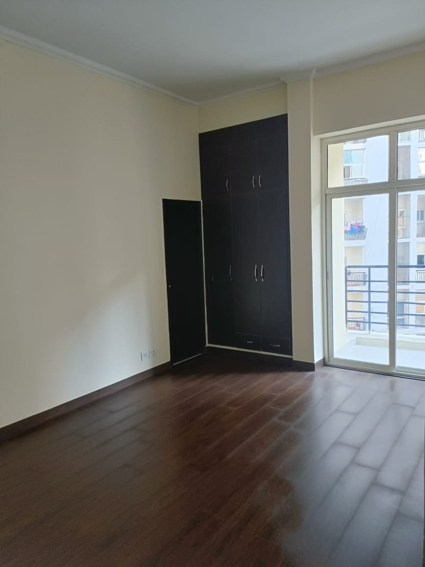 3 BHK Apartment For Rent in Assotech Windsor Court