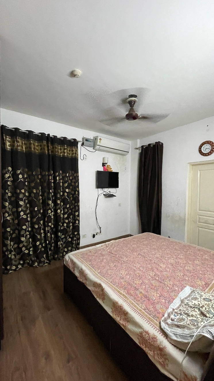 Bedroom, alphacorp-gurgaon-one-84 2 Bedroom 1181 Sq.Ft. Apartment In Sector 84 Gurgaon 9000102