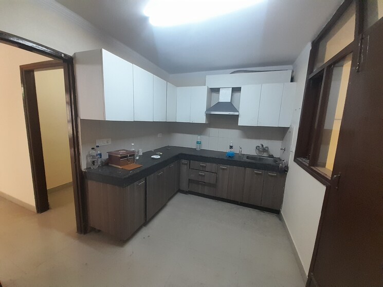 Kitchen, maya-garden-city 2 Bedroom 1307 Sq.Ft. Apartment In Lohgarh Zirakpur 9000098