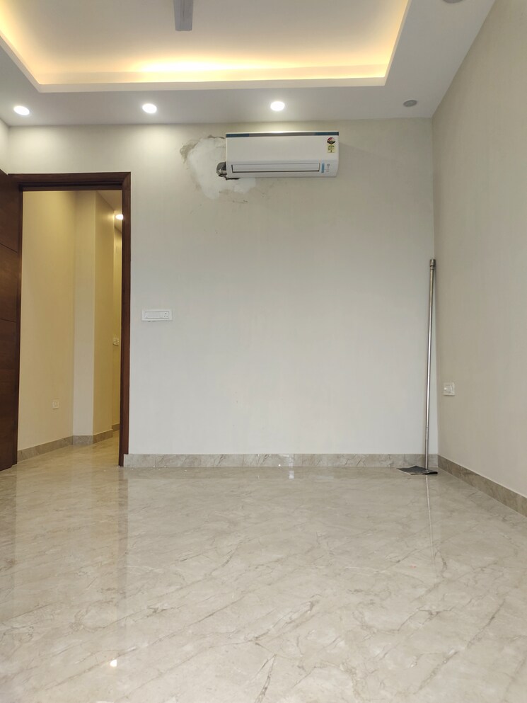 undefined, east of kailash 2 Bedroom 1350 Sq.Ft. Builder Floor In East Of Kailash Delhi 9000128