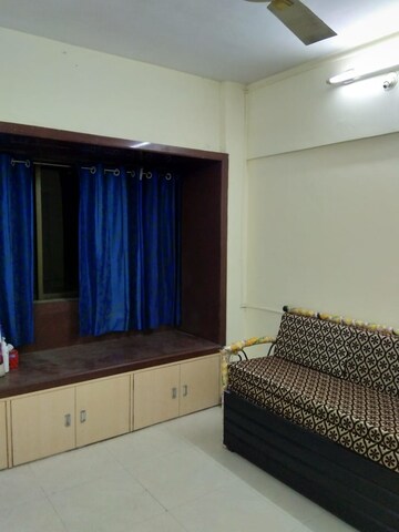 Bedroom in 1 BHK Apartment at Dosti Estates, Wadala East – for Rent