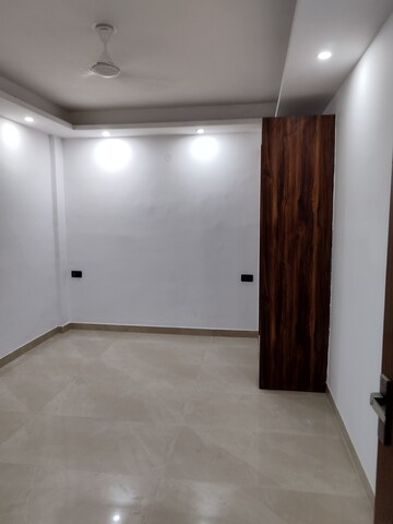 Room in 3 BHK Builder Floor at Freedom Fighters Enclave – for Rent