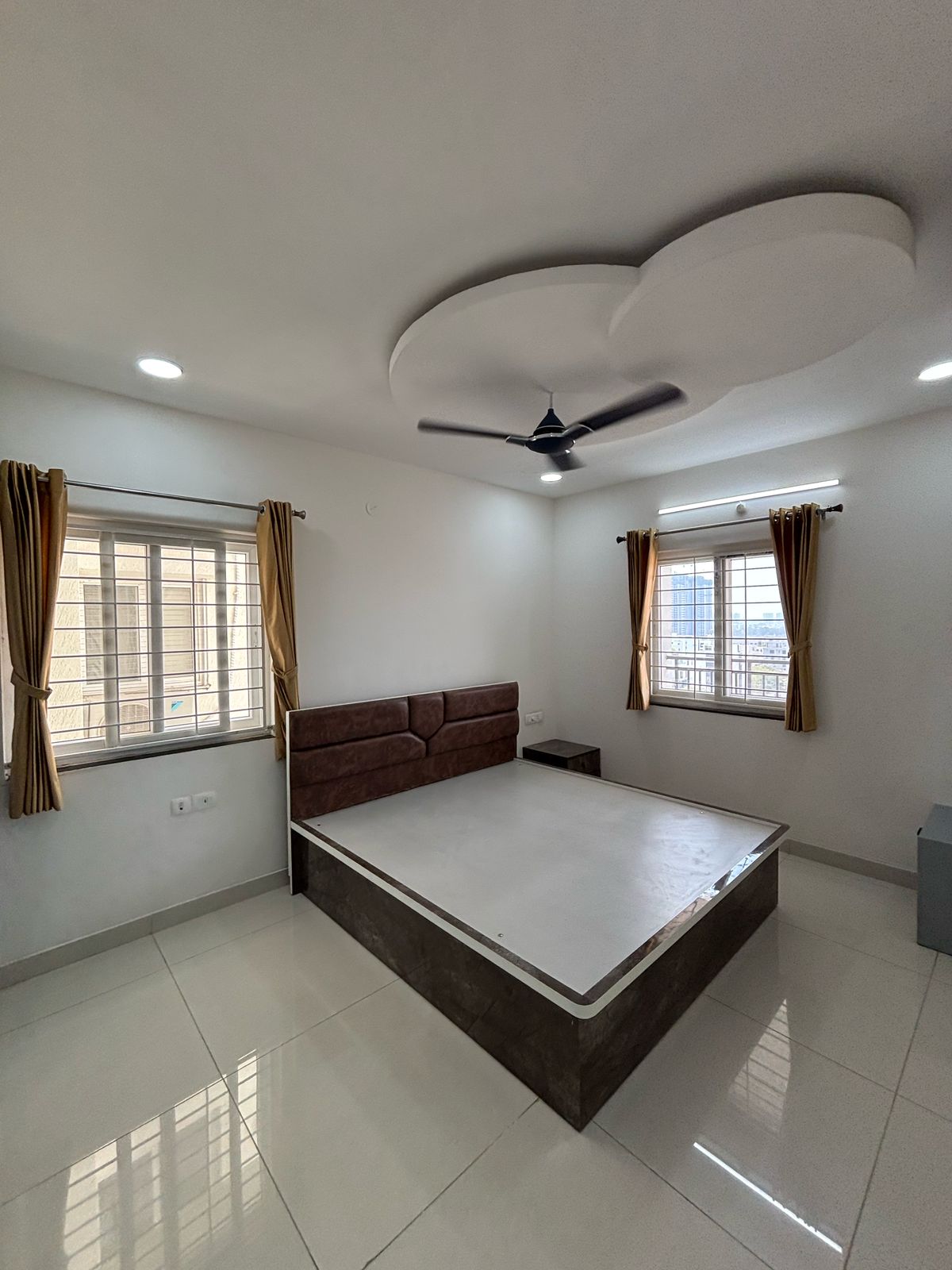 3 BHK Apartment For Rent in GHR Titania