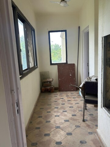 Building Lobby in 4 BHK Builder Floor at Primrose Ryne Phase 2, Chi V Greater Noida – for Sale