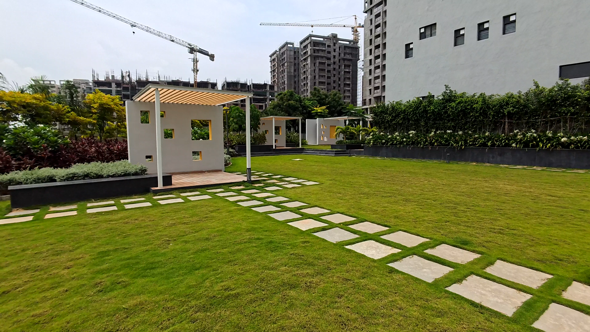 4 BHK + Pooja Room,Study Room Villa For Sale in Elegans Emperia