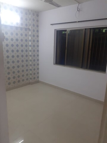 Room in 1 BHK Apartment at Dosti Estates, Wadala East – for Rent