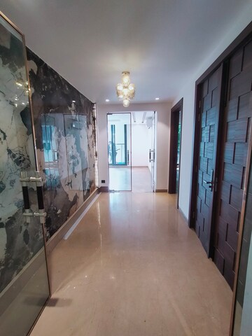 Building Lobby in 3 BHK Apartment at Vipul World Floors, Sector 48 – for Sale