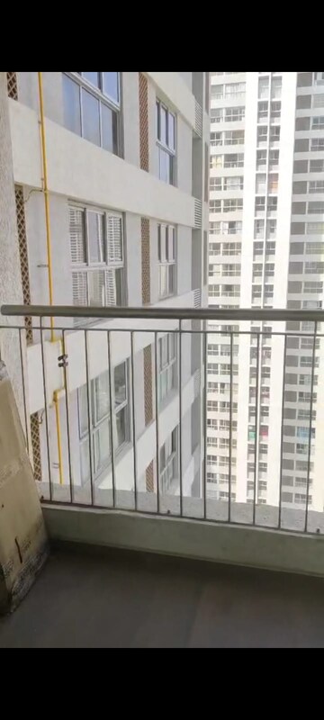 Floor Plan in 2 BHK Apartment at Piramal Vaikunth, Balkum Pada – for Rent