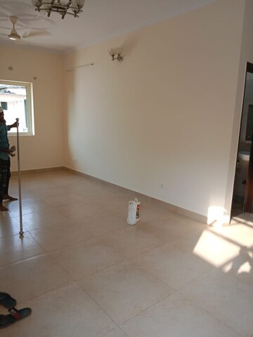 Room in 2 BHK Apartment at Vasant Kunj – for Rent