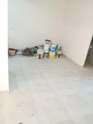 Room in 3 BHK Villa at Amrapali Leisure Valley, Tech Zone 4 Greater Noida – for Sale