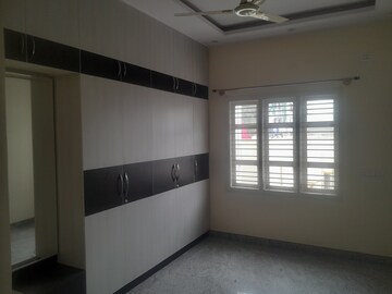 Room in 3 BHK Builder Floor at Ramamurthy Nagar – for Rent