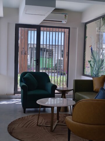 Living Room in 2.5 BHK Builder Floor at Smart World Gems, Sector 89 – for Rent