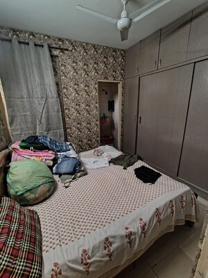 Team Area in 2 BHK Apartment at Adore Happy Homes, Sector 86 – for Sale