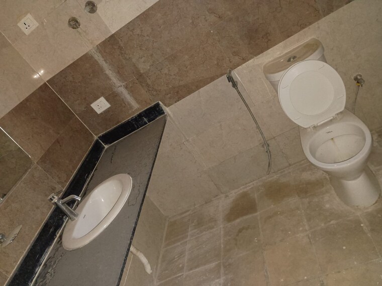 Bathroom, amrapali-leisure-valley 4 Bedroom 2525 Sq.Ft. Villa In Tech Zone 4 Greater Noida Greater Noida 9000260