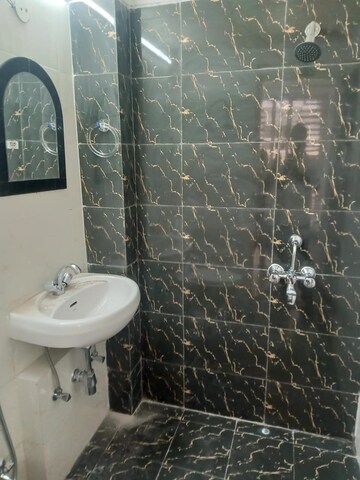 Bathroom in 3 BHK Apartment at BPTP Parkland Pride Phase 2, Sector 77 – for Sale