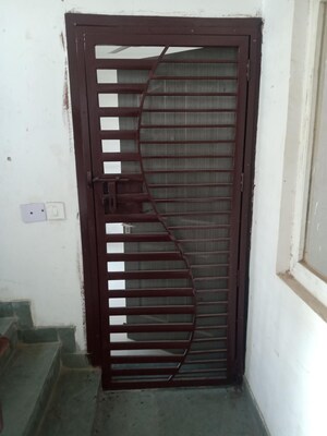 Staircase in 3 BHK Apartment at BPTP Parkland Pride Phase 2, Sector 77 – for Sale