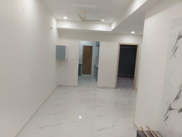 Room in 2 BHK Apartment at Manikonda – for Rent