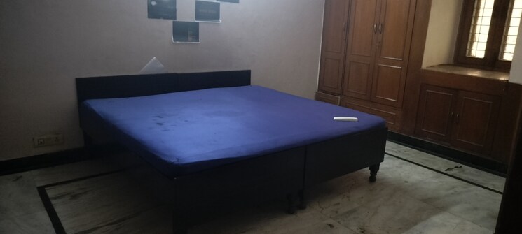 Bedroom, rwa-apartments-sector-41 3 Bedroom 180 Sq.Mt. Independent House In Sector 41 Noida 9000299