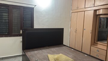Room in 3 BHK Independent House at Nri Layout – for Rent