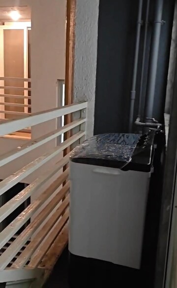 Balcony in  Pg at Thane West – for Rent