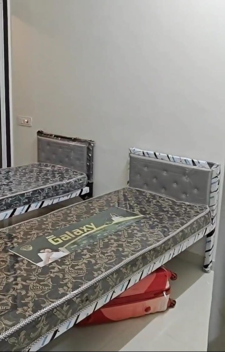 Bedroom, thane west Pg For Boys & Girls In Thane West 9000325