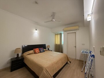 Bedroom in 3 BHK Builder Floor at DLF Park Place, Sector 54 – for Rent